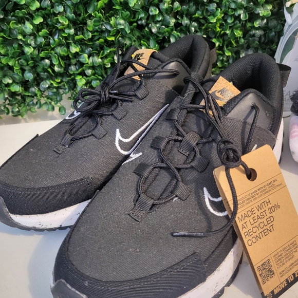 Nike Shoes - Nike Crater Remixa Women Sneakers